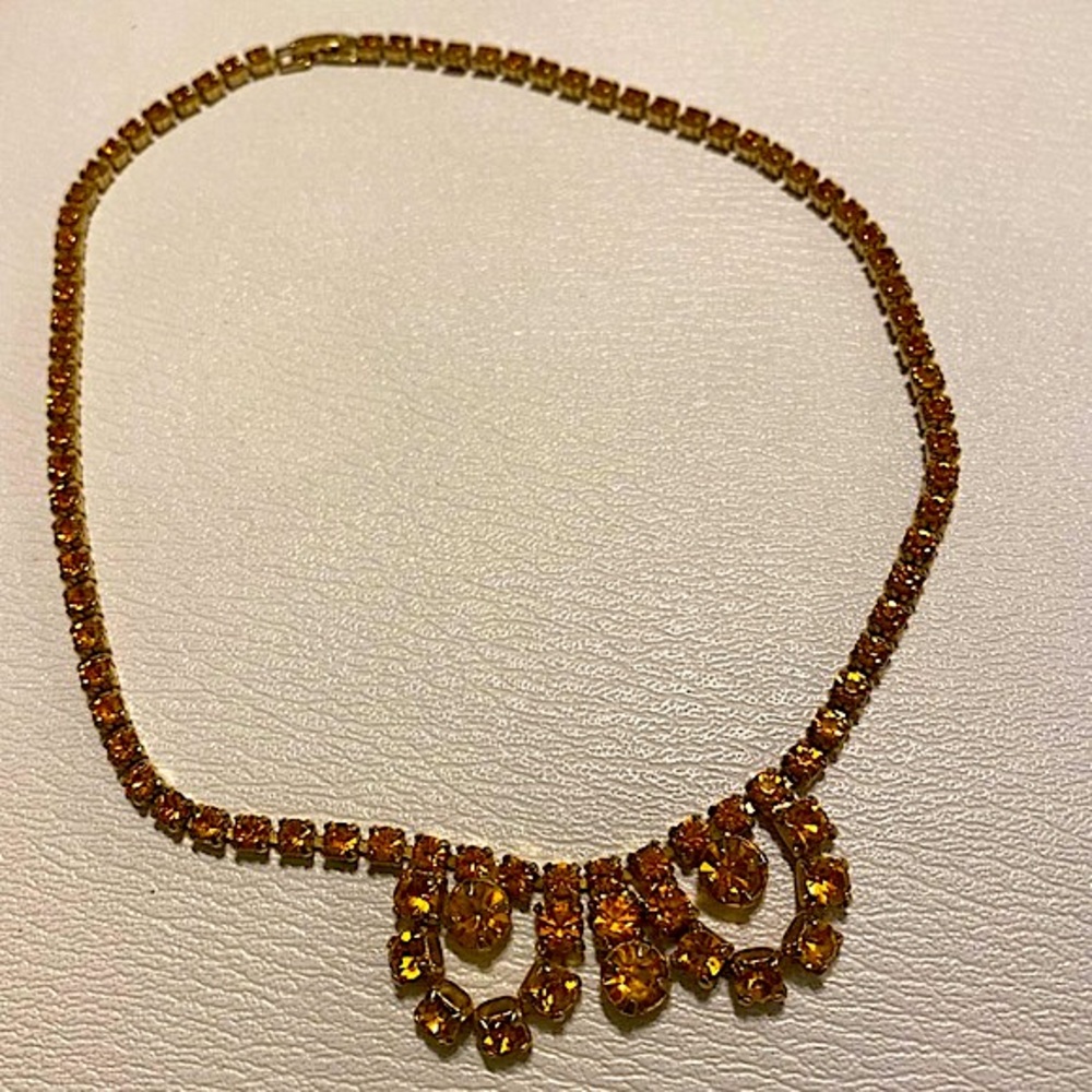 Vintage art deco style citrine/ amber colored gold tone bib necklace